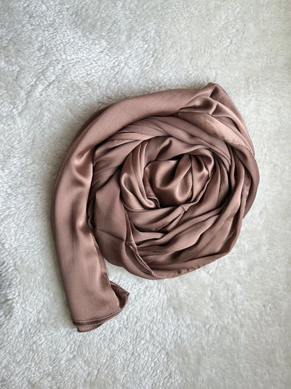 Crinkle silk hijab