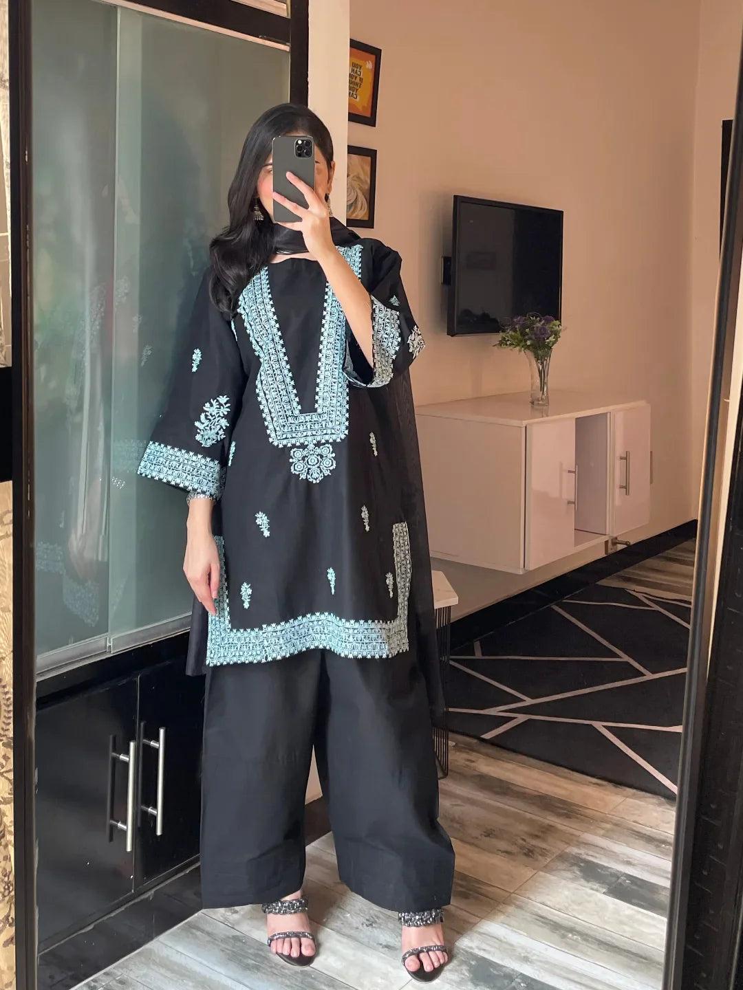 Koh e Noor 3 pcs Suit